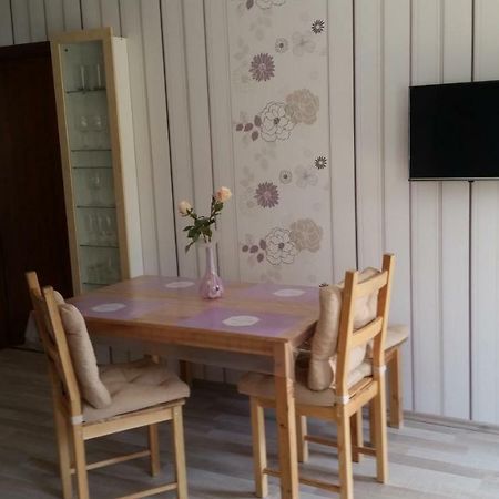 Am Kirbach Apartamento Waldsolms Exterior foto